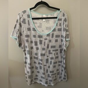 LuLaRoe Classic T - 3X